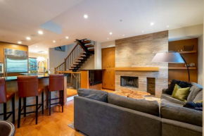 West Coast style 4-bedroom, 3-bathroom, mountain view townhome